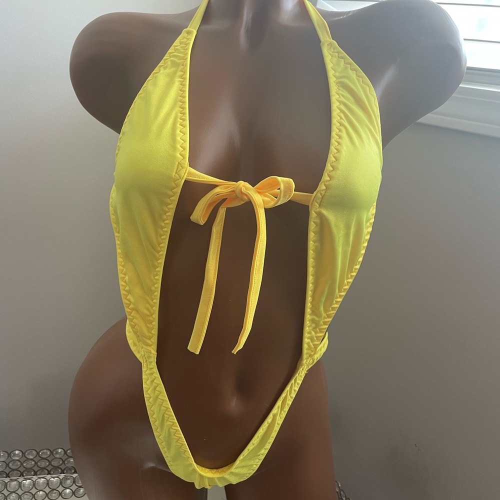 Exotic dancewear